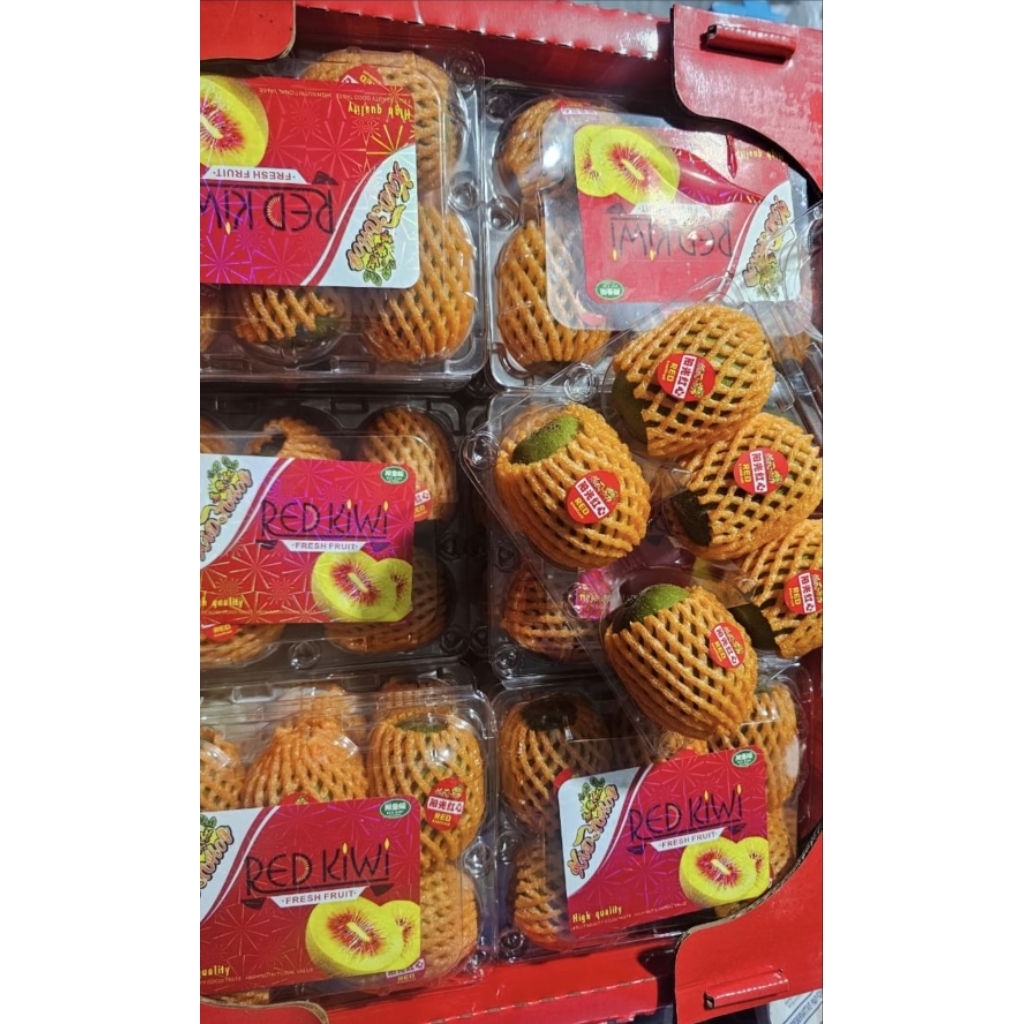 

kiwi red/ kiwi merah fresh stock baru