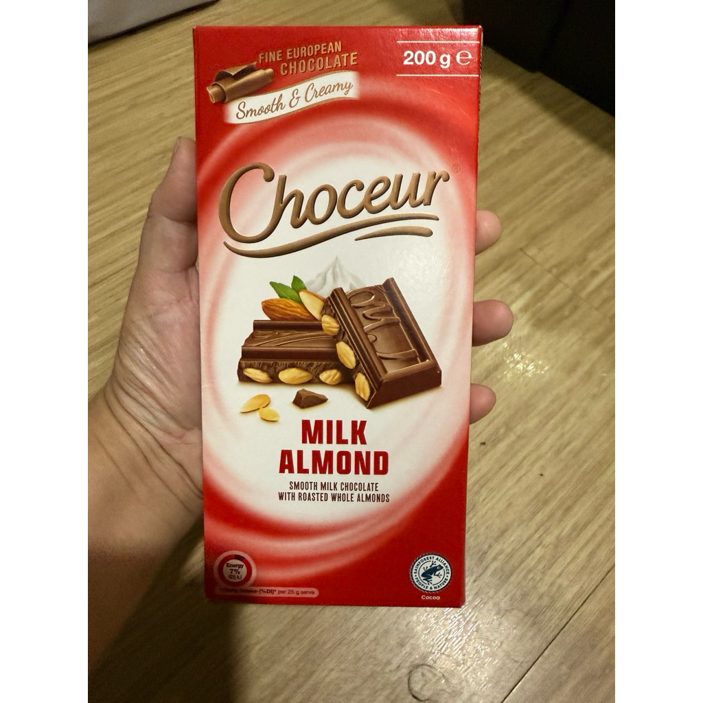 

Choceur Milk Almond Original Australia
