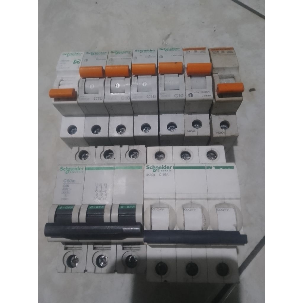 MCB Schneider / MCB 3 Phase / MCB 1 Phase / MCB