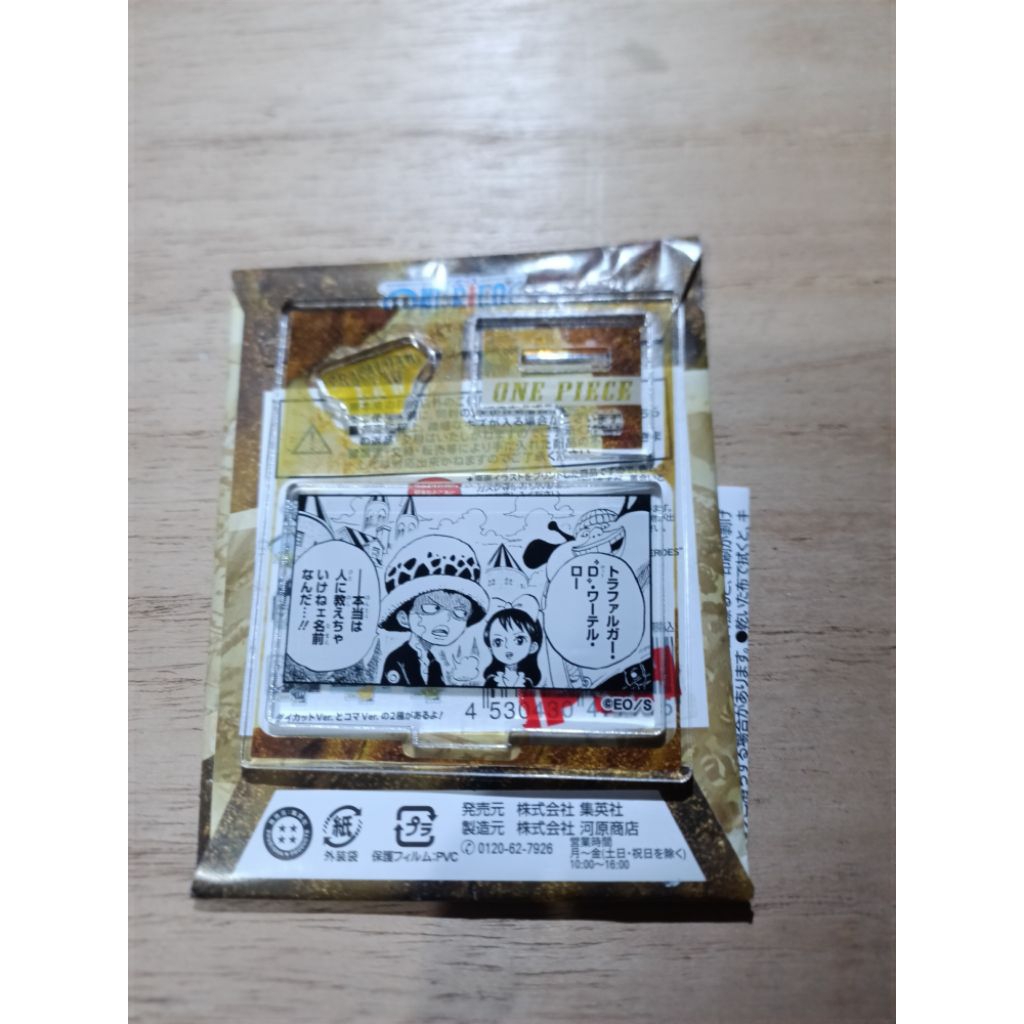 standee akrilik trafalgar Law ori mugiwara store