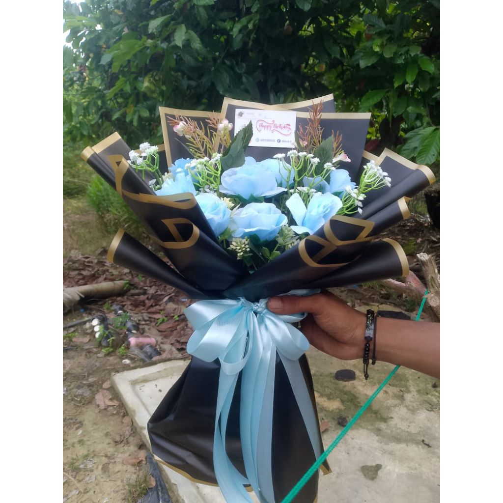 

Rose blue Bouquet bunga mawar /Bouqet house