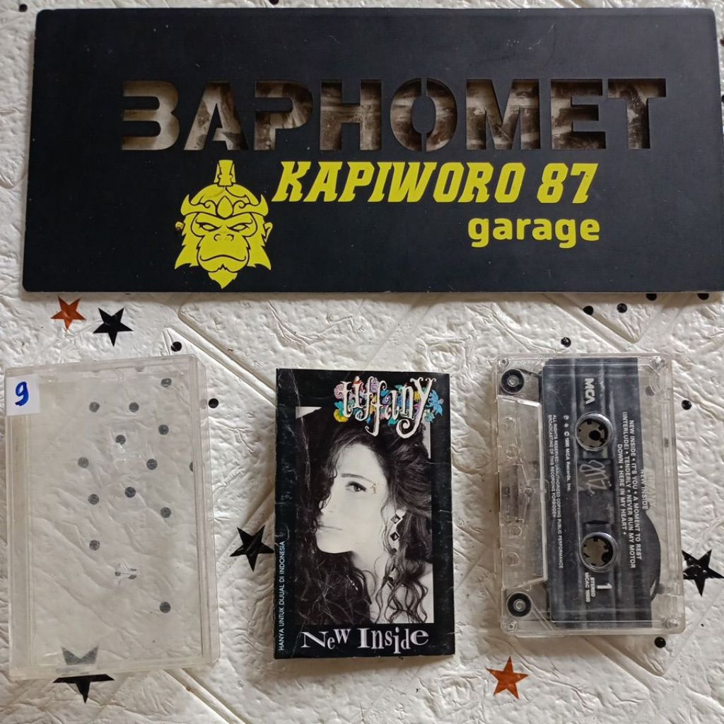 KASET PITA,,TIFFANY NEW INSIDE