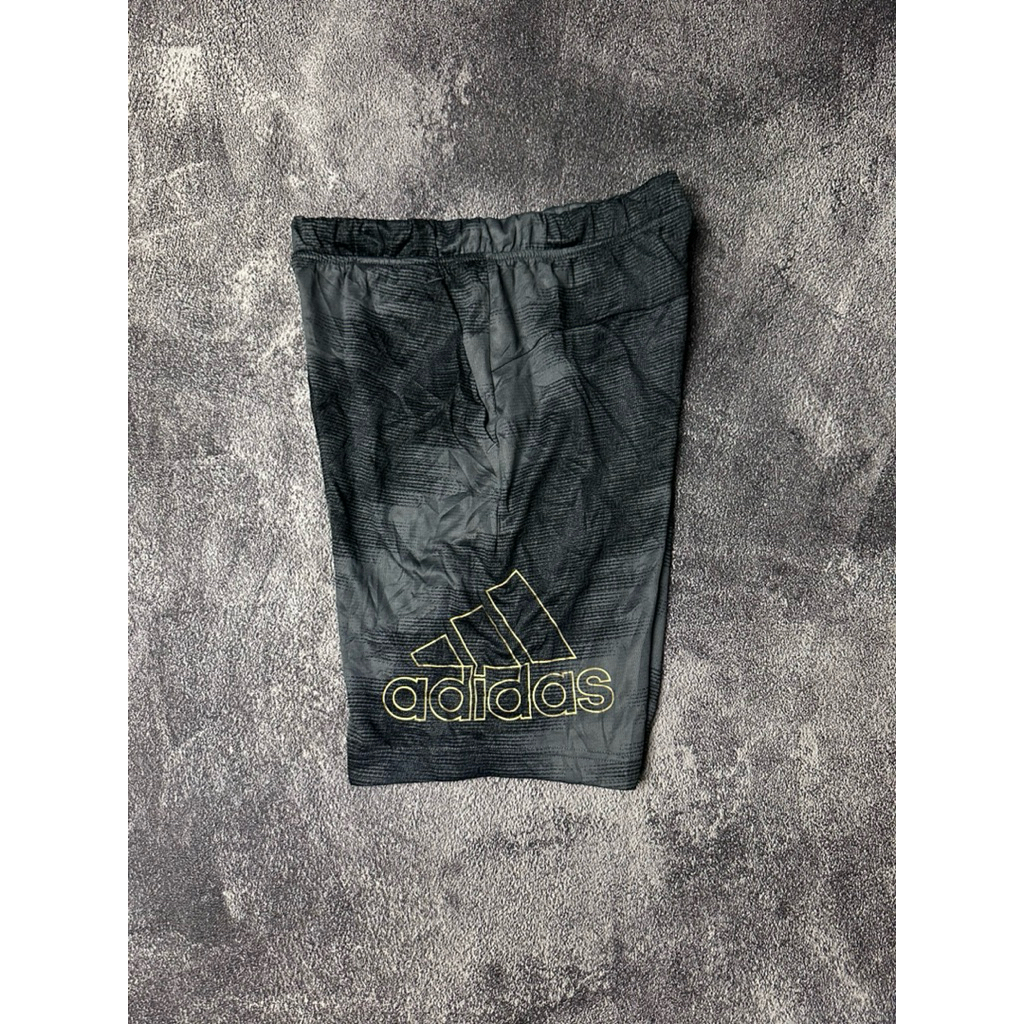 CELANA PENDEK ADIDAS SECOND
