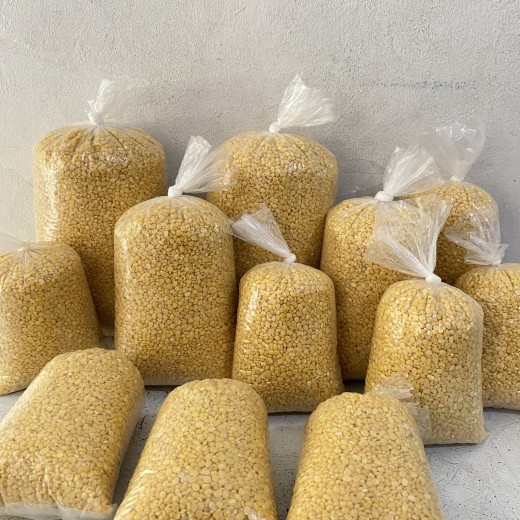 

Kacang ijo kupas 1 kg | kacang hijau kupas