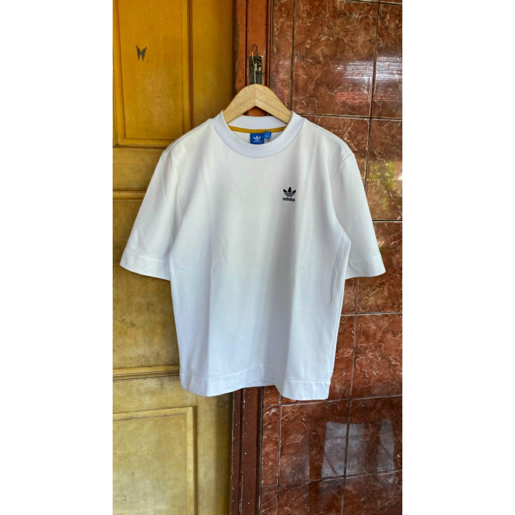Vtg Tshirt adidas trefoil(bahan tebal sperti cn)