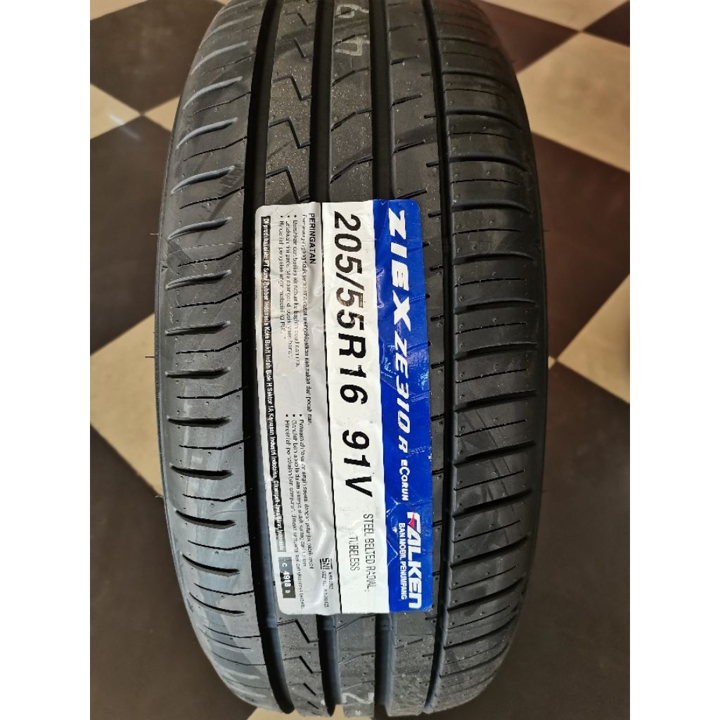 Ban Mobil Falken 205/55 R16 ZE310 R
