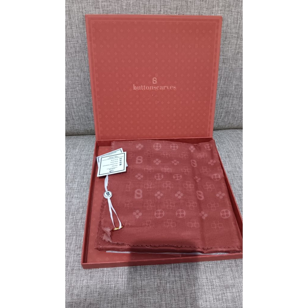 Buttonscarves Monogram Burn Siena