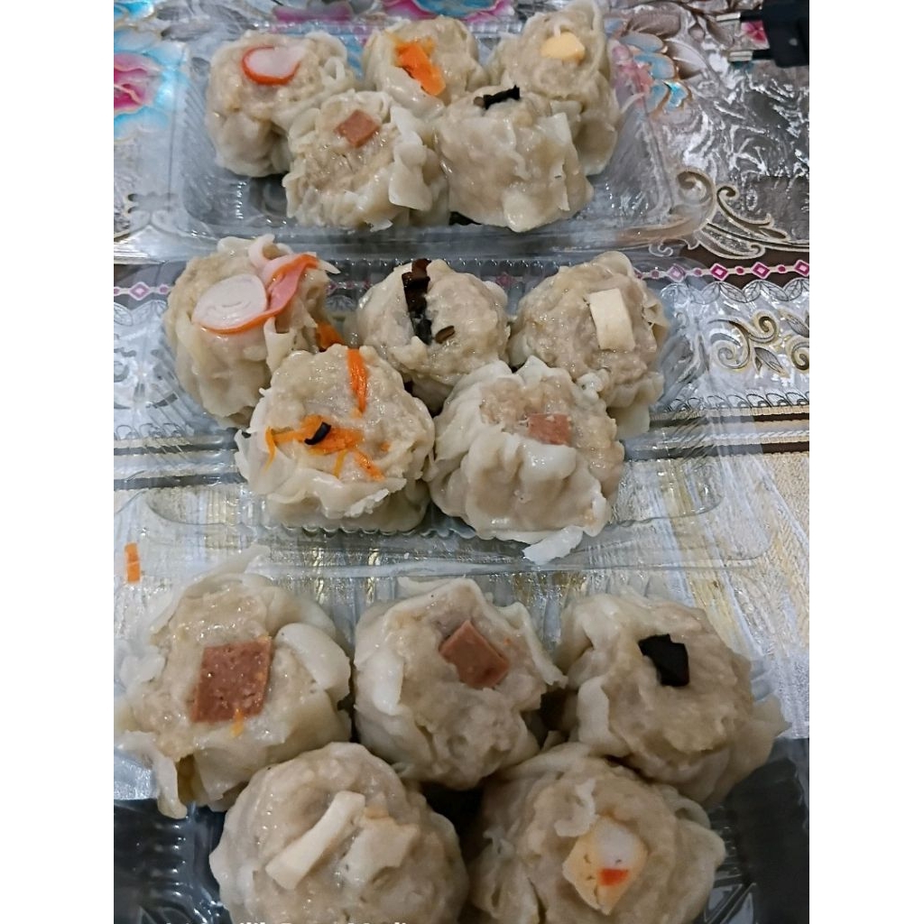 

dimsum Ayam toping mix isi 50pc