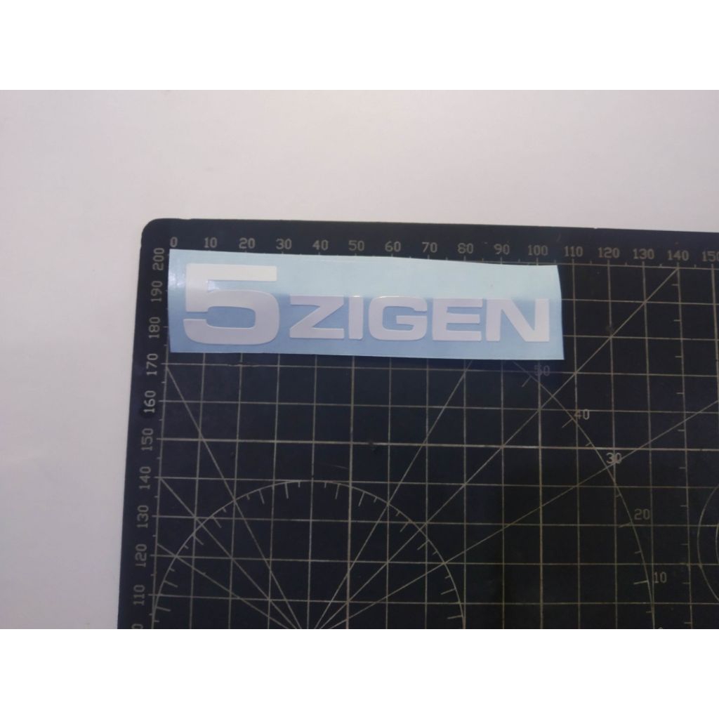 

stiker cutting 5 zigen