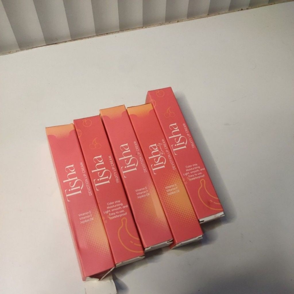 lipcream tisha cosmetics masih new cuma buka segel