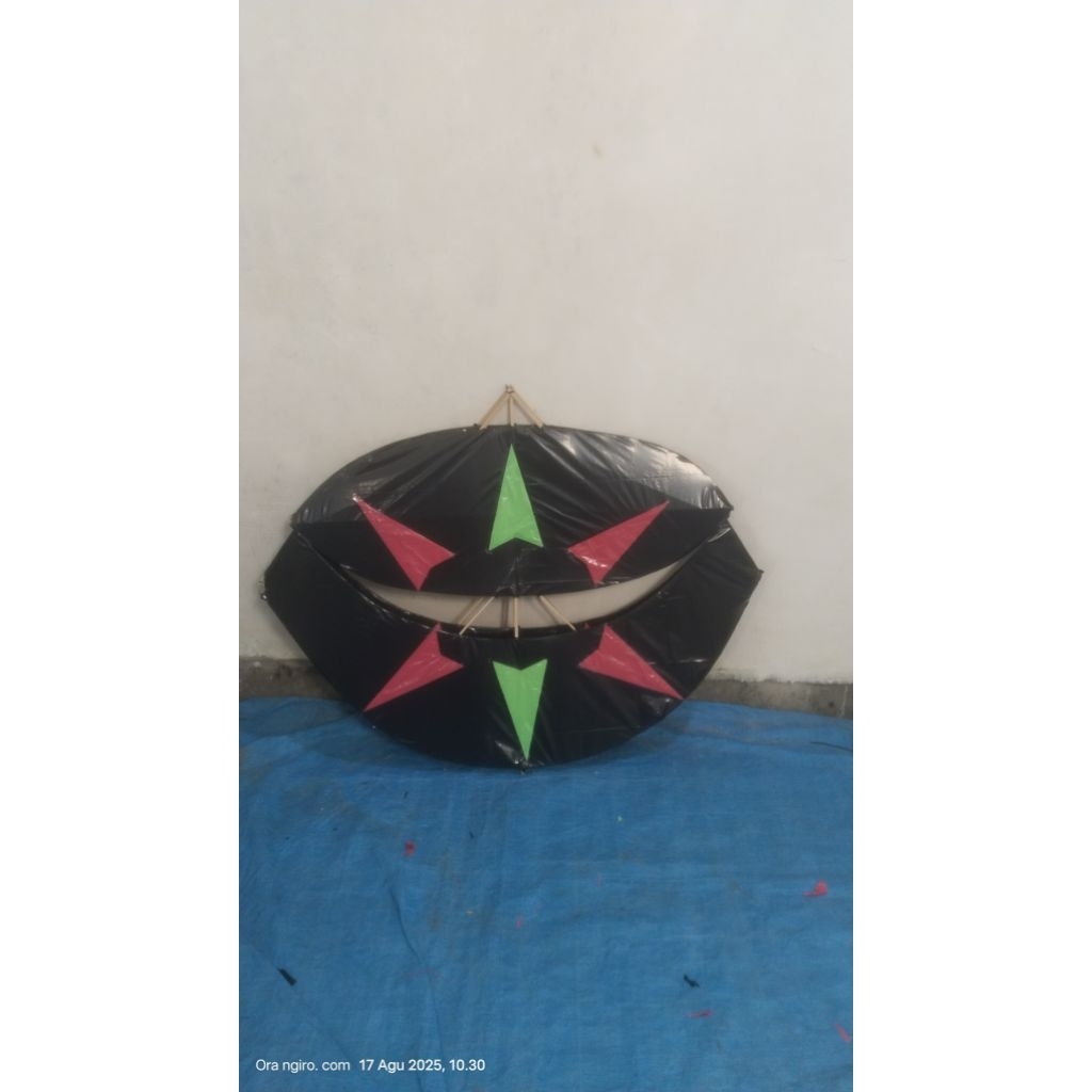 Layangan pegon ceper