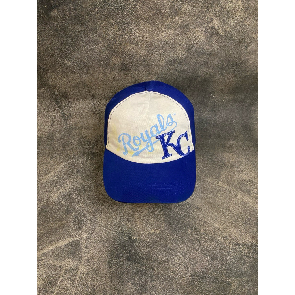 Topi KC