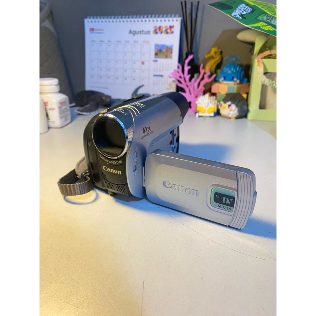 CANON MINI DV MD 225 HANDYCAM KAMERA VINTAGE