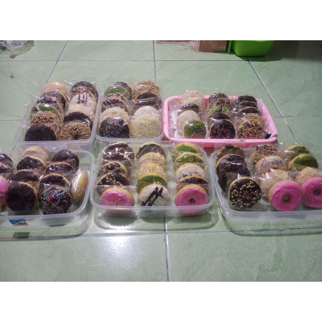

[Harga per pcs] DONAT HOME MADE varian rasa - fresh tanpa bahan pengawet
