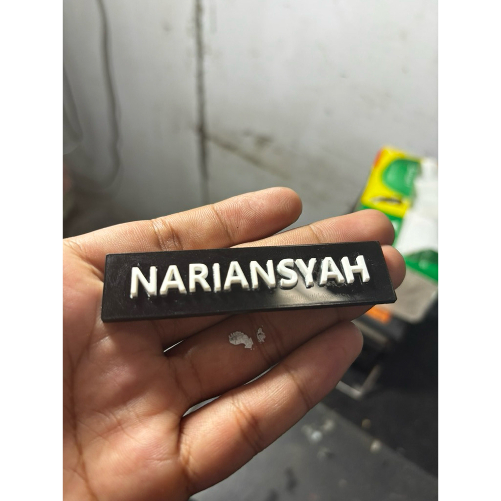 

NAME TAG/ NAMA DADA AKRILIK TIMBUL