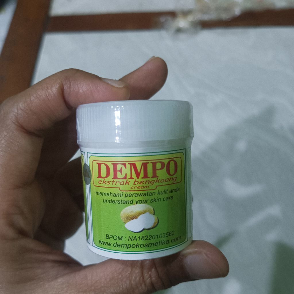 Cream Dempo Sari Bengkoang Hijau Kemasan Botoll