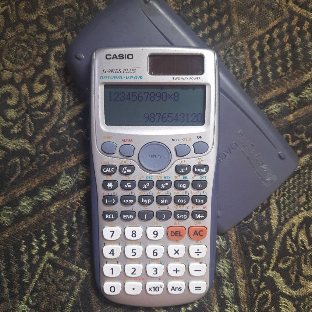 

CASIO fx-991ES PLUS Scientific Calculator Ilmiah Bekas Fungsi Normal