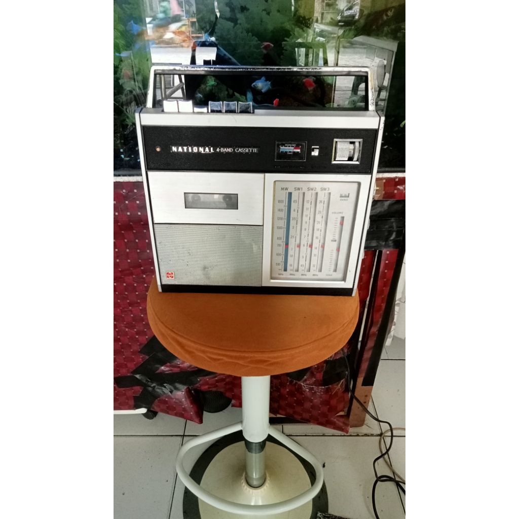 radio tape NATIONAL model RQ-235-S