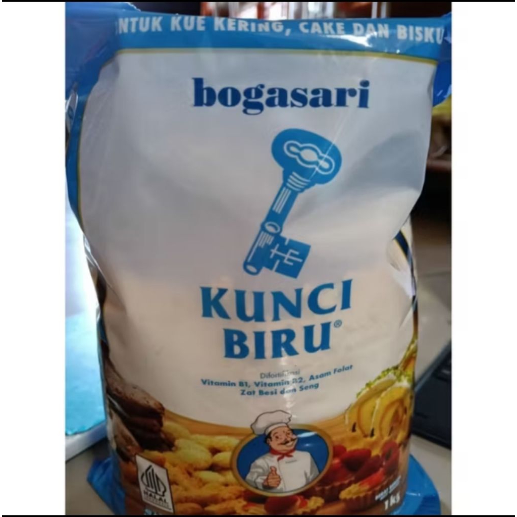 

tepung terigu protein rendah Bogasari kunci biru untuk kue kering, cake, dan biskuit kemasan 1 kg