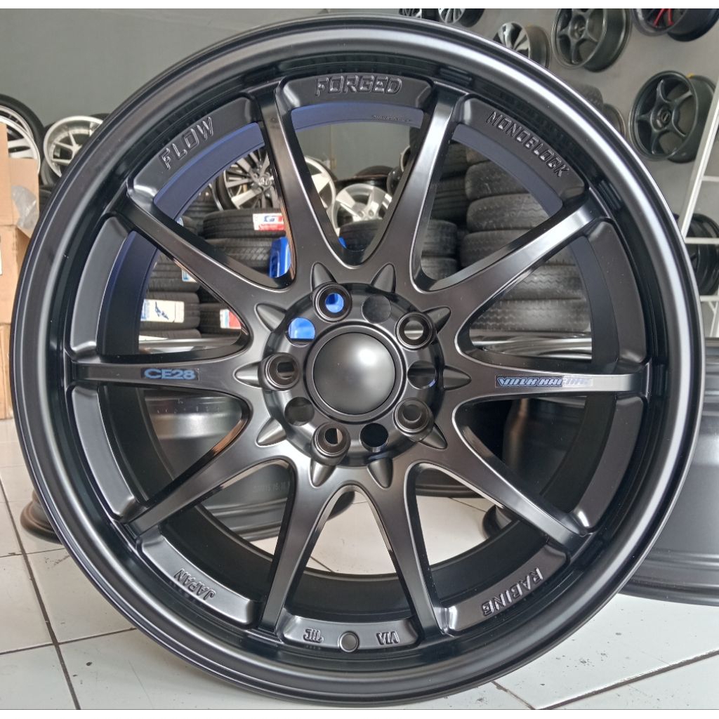 Velg CE28 Rays club R18