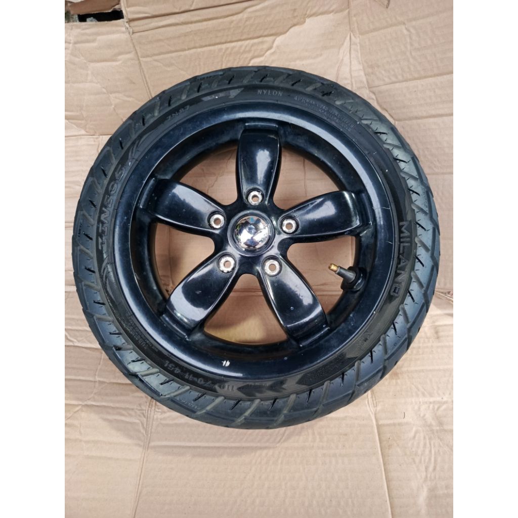 pelek roda depan vespa Primavera PNP sprint lx s, bekas original