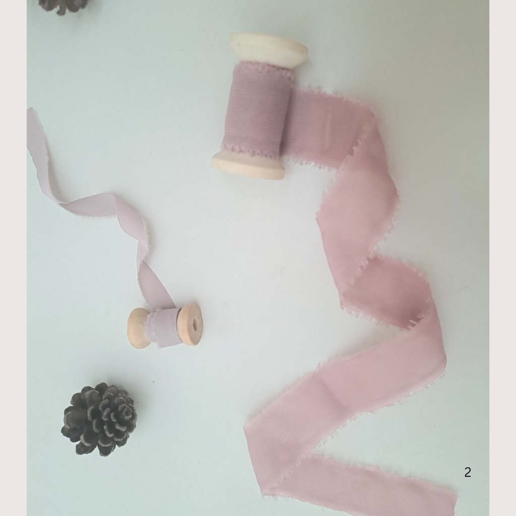 

Pita Kain/ Pita Chiffon Sifon 2.5 cm , 3.5 cm , 5 cm / Untuk Dekorasi Bouquet Undangan Pernikahan