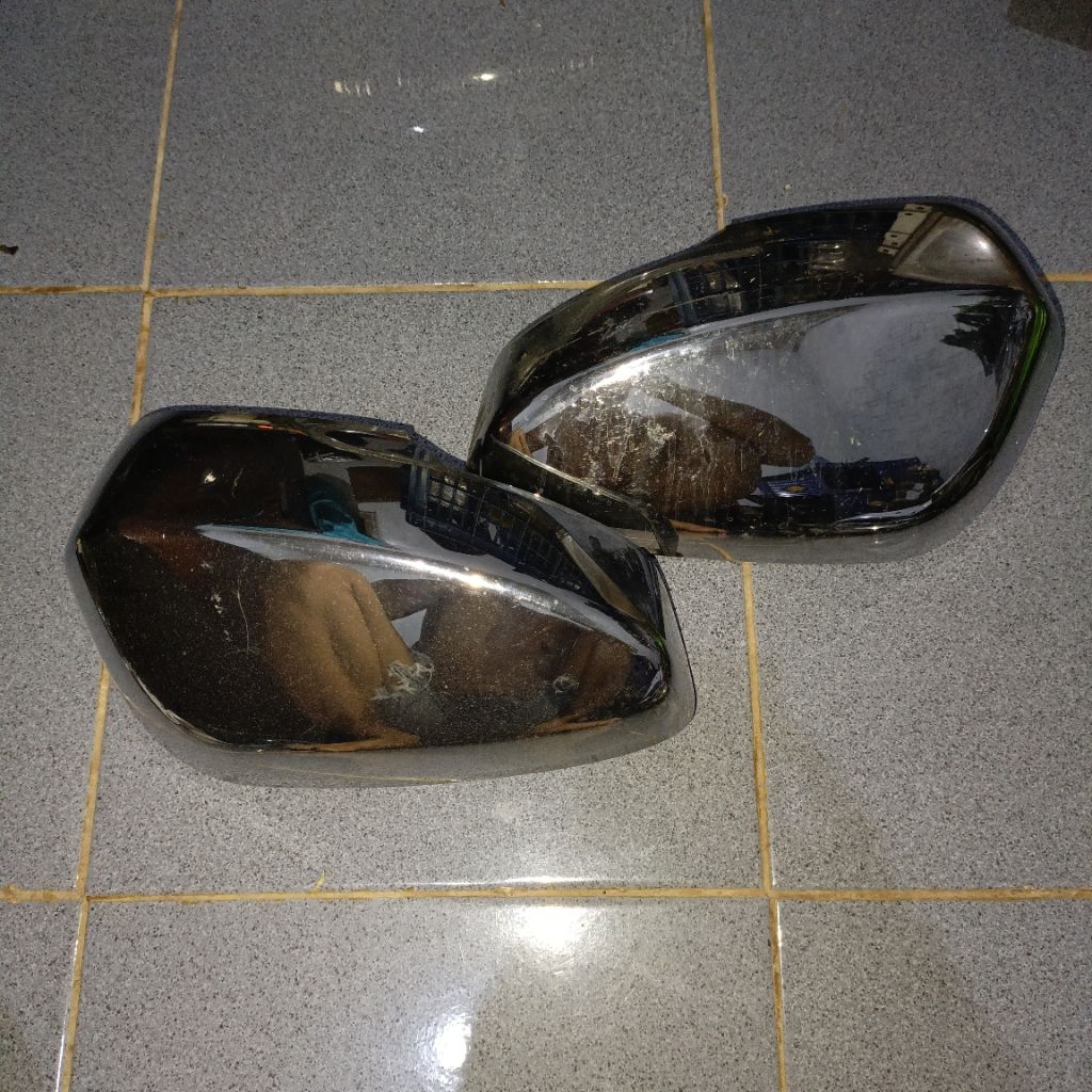 COVER SPION KANAN MITSHUBISHI XPANDER