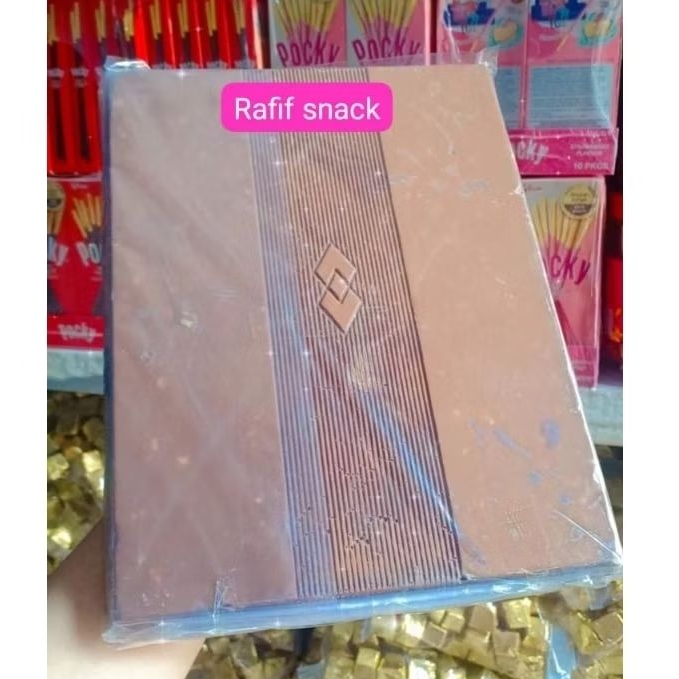 

Cokelat blok silverQueen chocbar 1kg