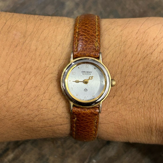 Orient Quartz Vintage Wanita/Unisex Jam tangan klasik produksi Jepang bekas second