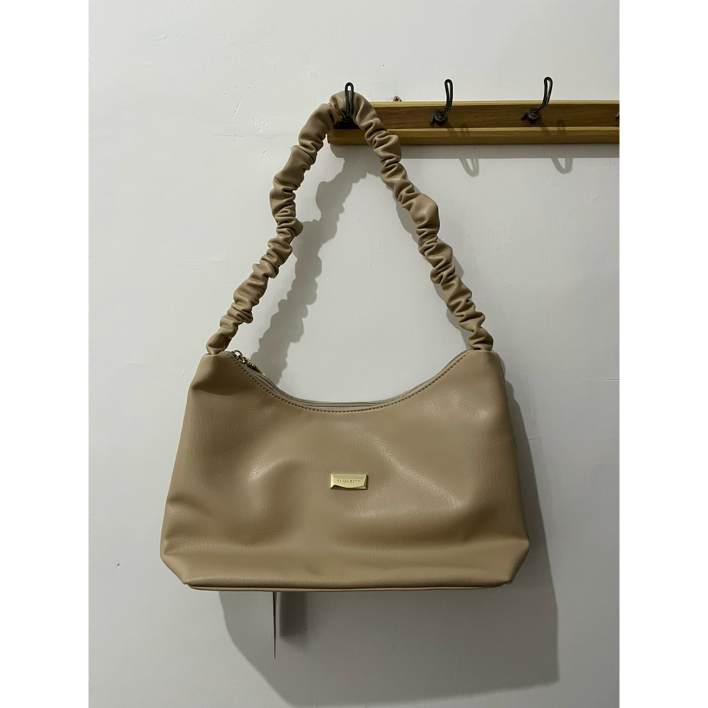 Preloved tas Elizabeth (barang masih new)