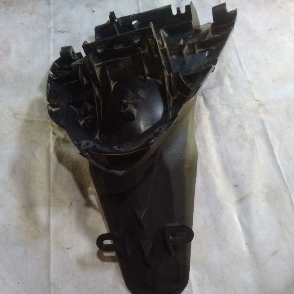 spakbor belakang yamaha fino fi bekas