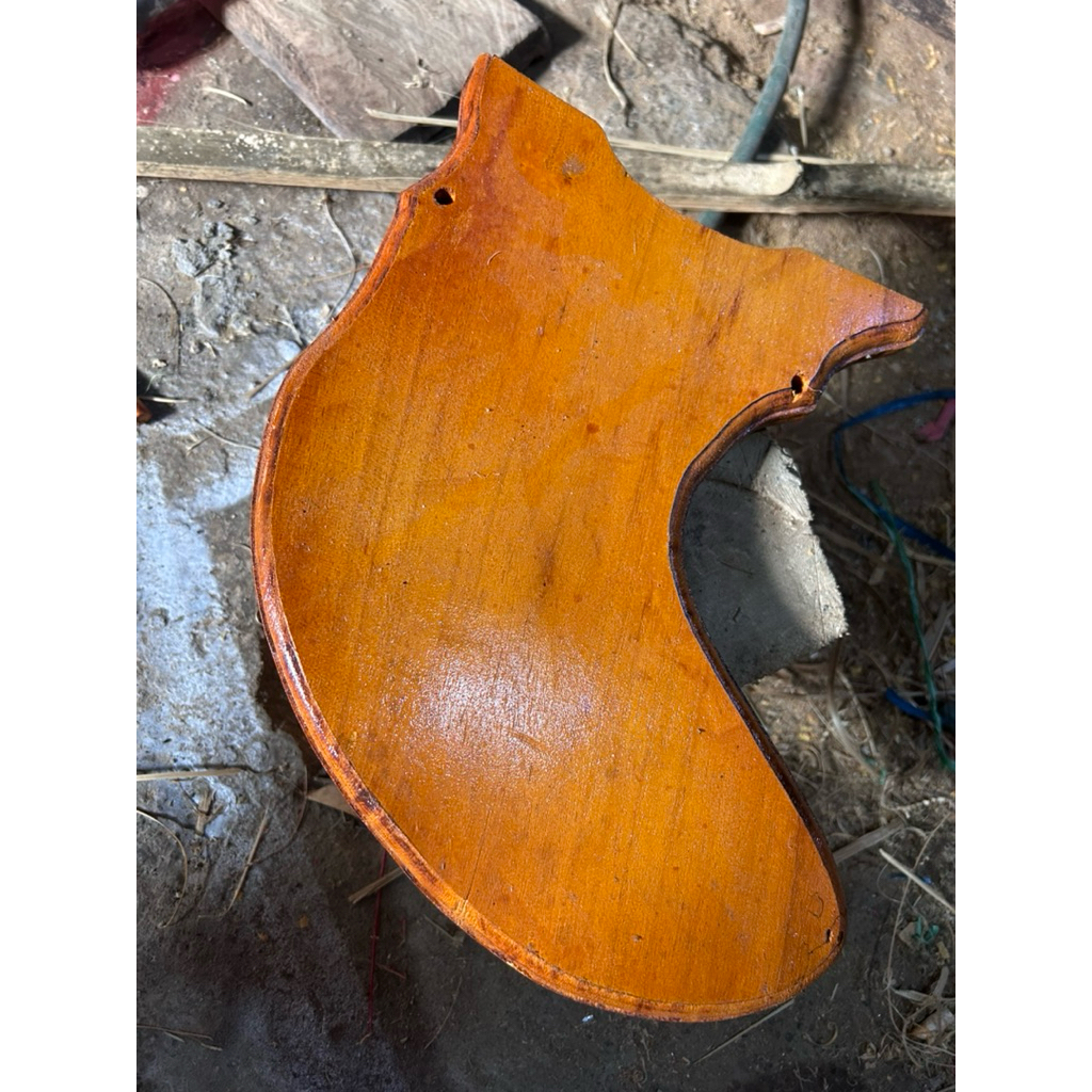 EKLEK tempat arit / sabit