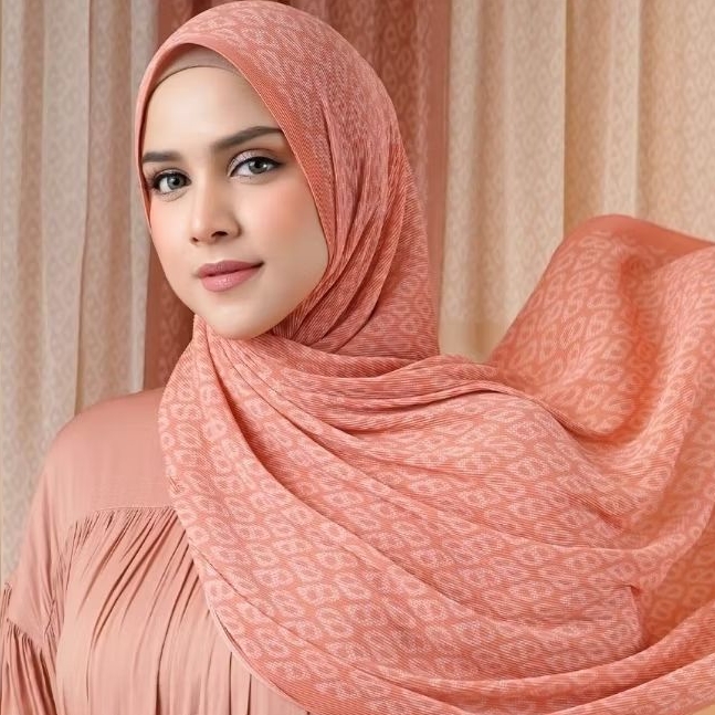 Tapis Pleated Shawl Coral Buttonscarves