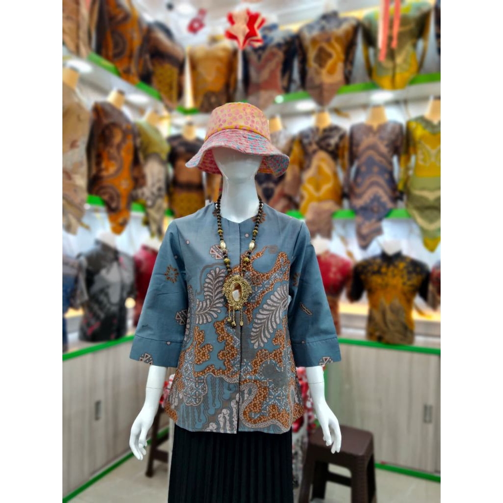 Blouse Batik Atasan Wanita Kerja Qistina Batik Bahan katun motif BIRUPAKIS model kancing depan lapis