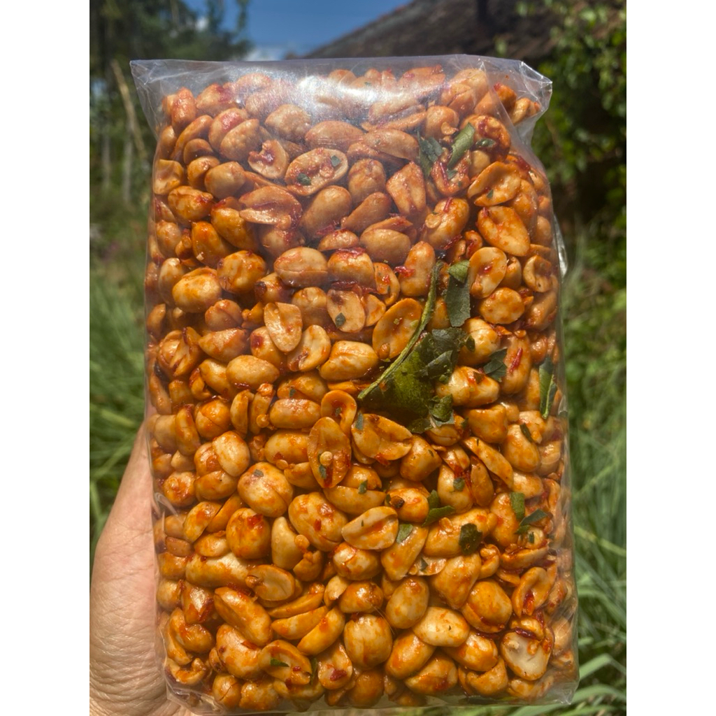 

KACANG BAWANG PEDAS MANIS DAUN JERUK-KACANG RASA PEDAS MANIS