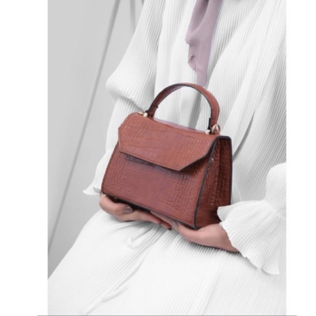 Preloved tas local.id / Mola Bag local id / preloved tas murah / tas heylocal