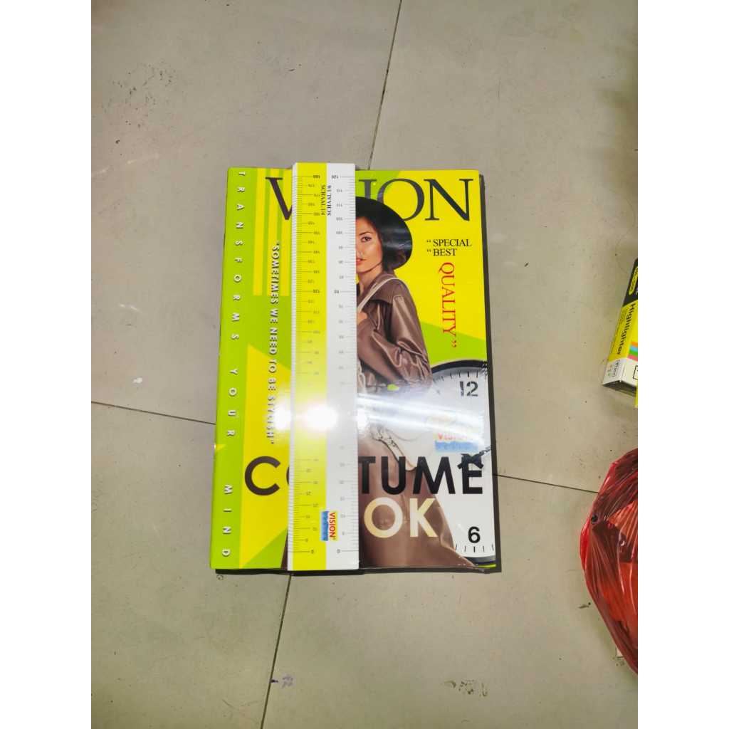 

buku costume buku jahit plus penggaris skala satuan isi 60 lembar merek vision ukuran 31 x 21 cm