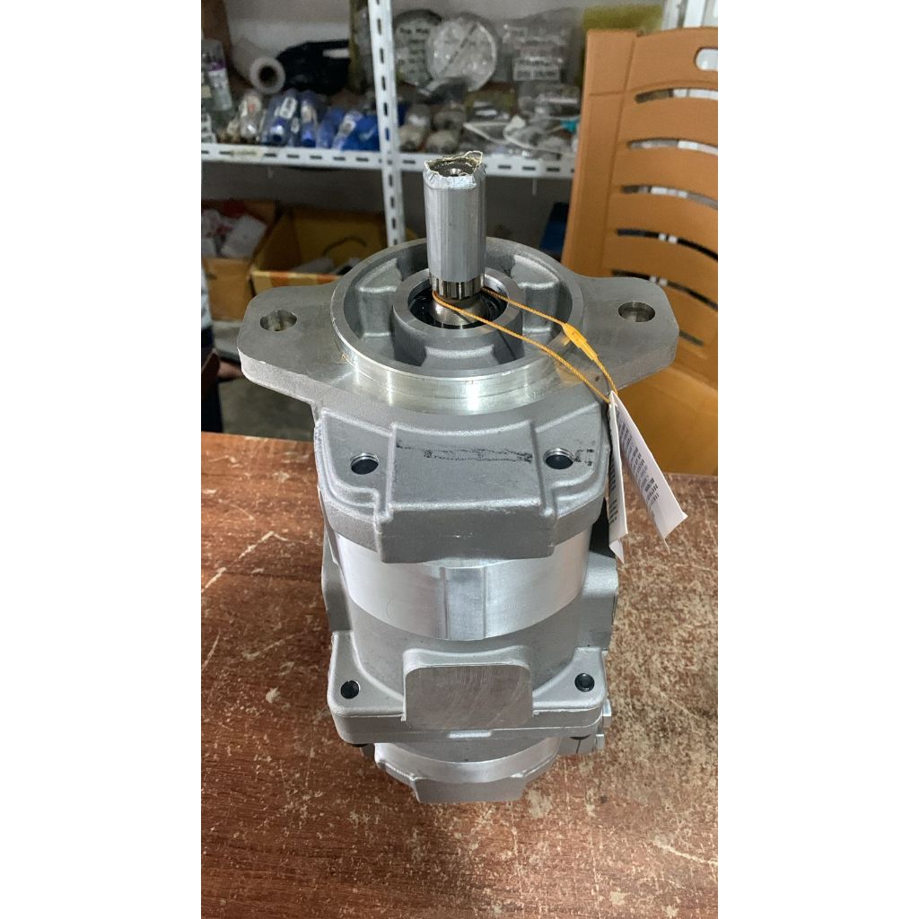 Pompa Power Stearing Loader Komatsu WA 180-3 / Hydraulic Pump Loader Wheel Loader Komatsu WA 180-3 P