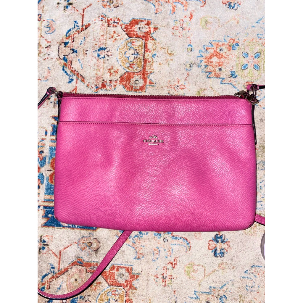 [PRELOVED] Co*ach Cr0ssgrain Leather East West Cr0ssb0dy Fuschia Pink Purse | Sling bag
