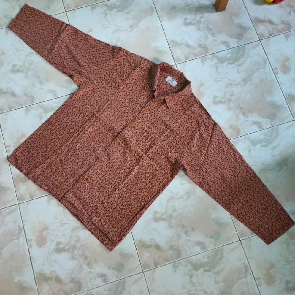 Kemeja Luxury Givenci Vintage Bermotif