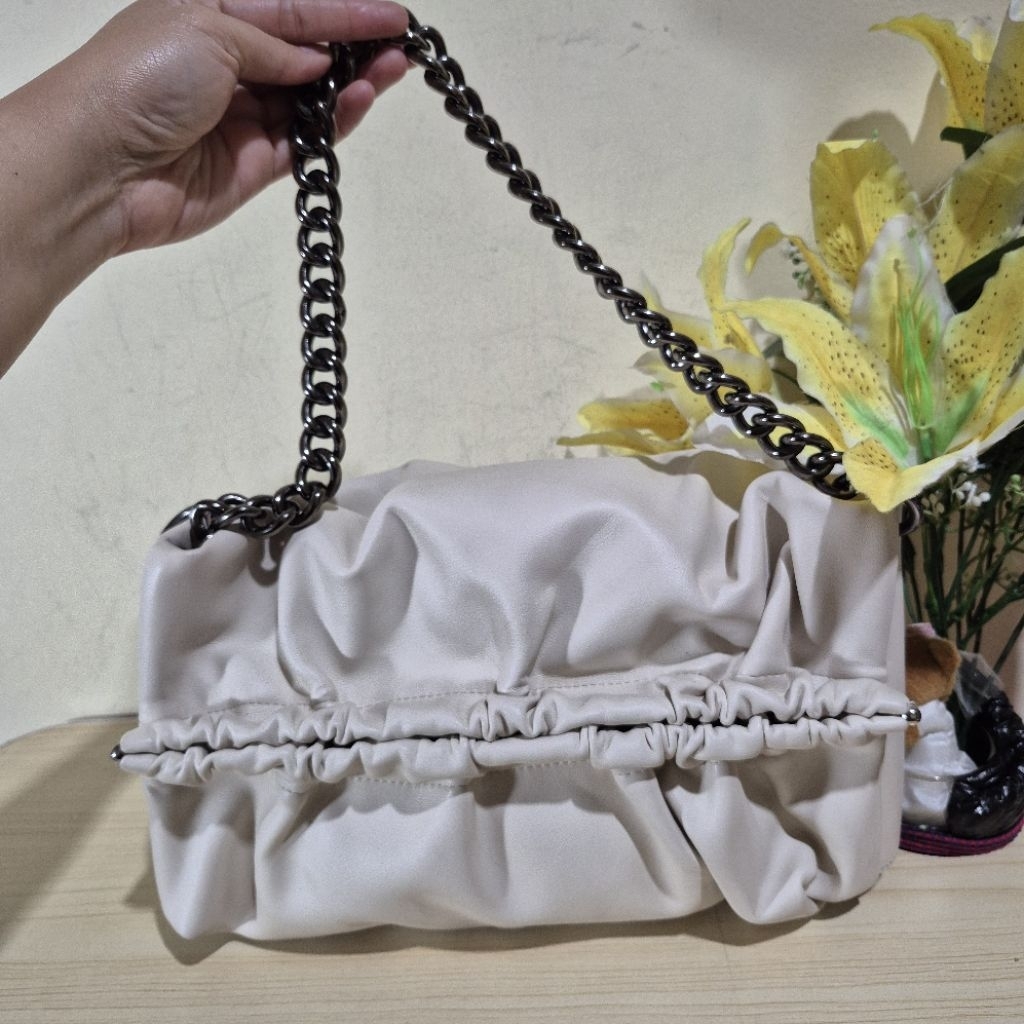 Tas Handbag behel unik Samo Ondoh Preloved