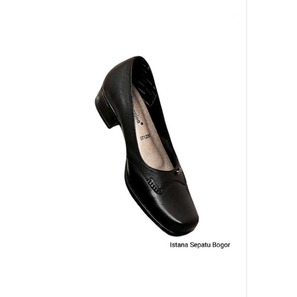 Sepatu Kulit Wanita Scorpion - 071220 - Sepatu Pantofel Kulit