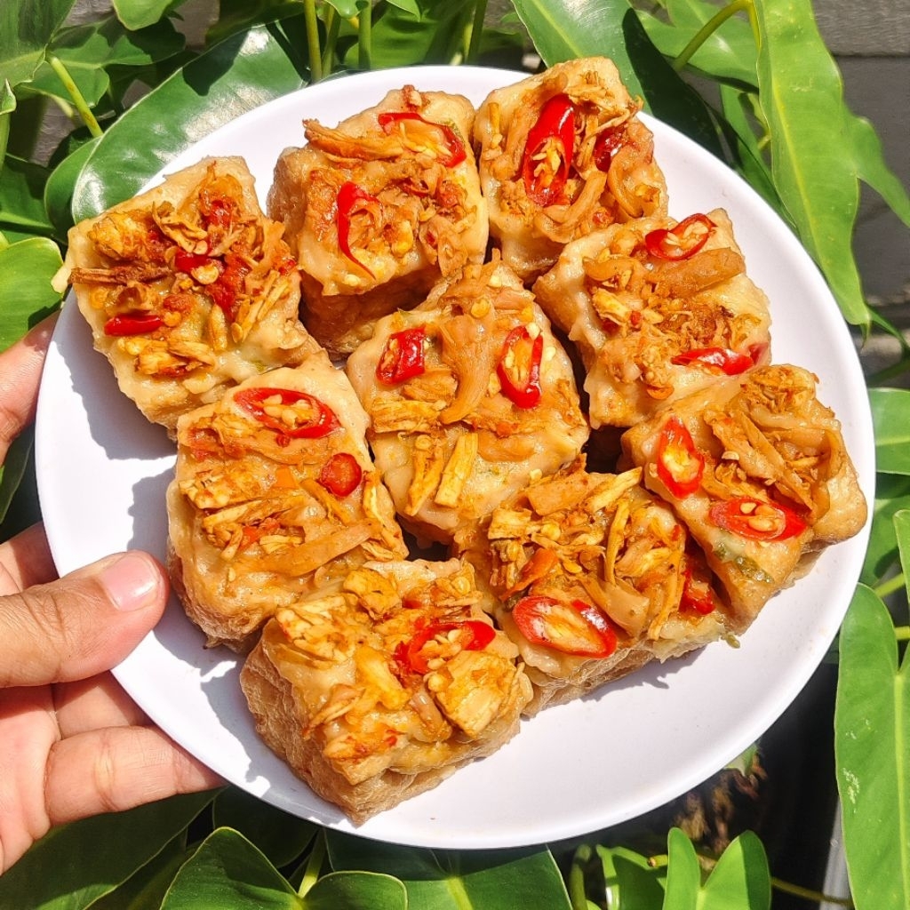 

Tahu Bakso Mercon (HALAL) / Tahu Bakso Pedas Topping Ayam & Jamur Suwir