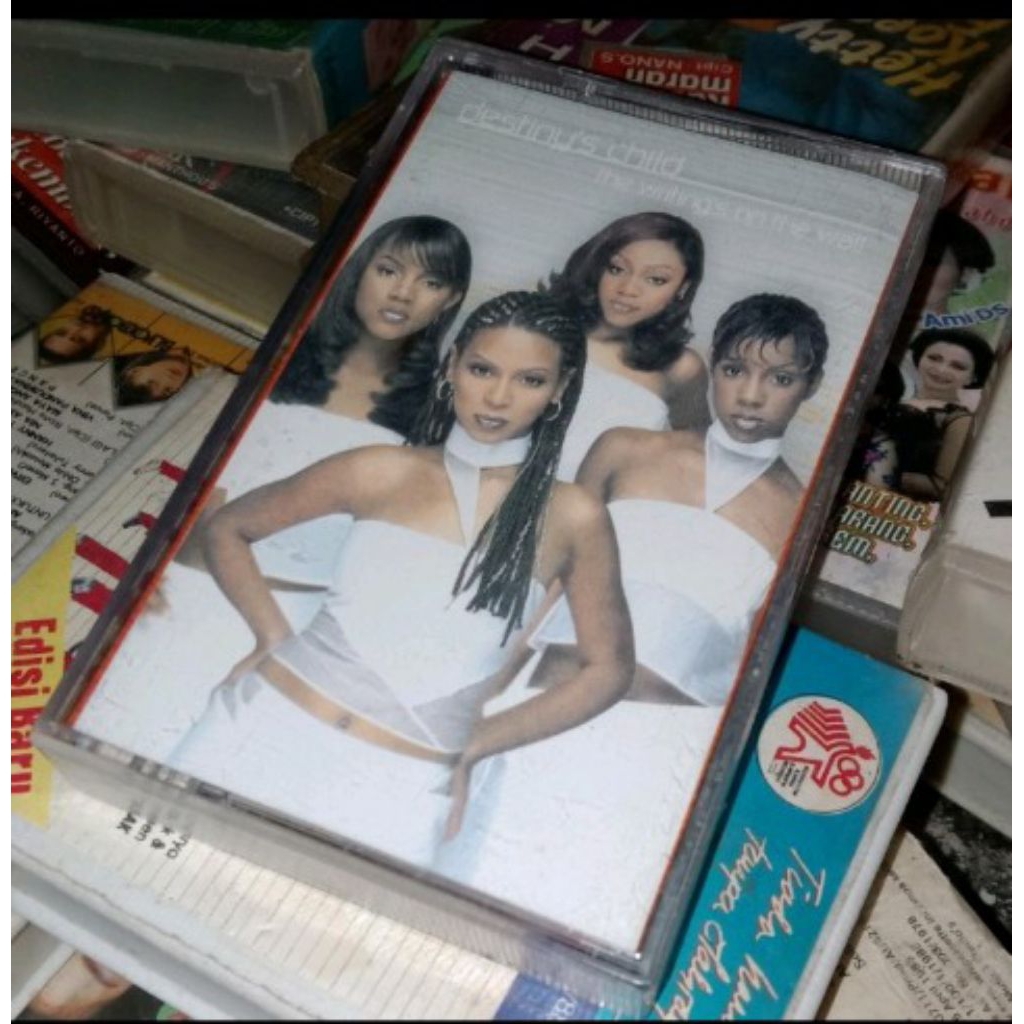 Kaset Pita Destiny Child The Writyng On The Wall