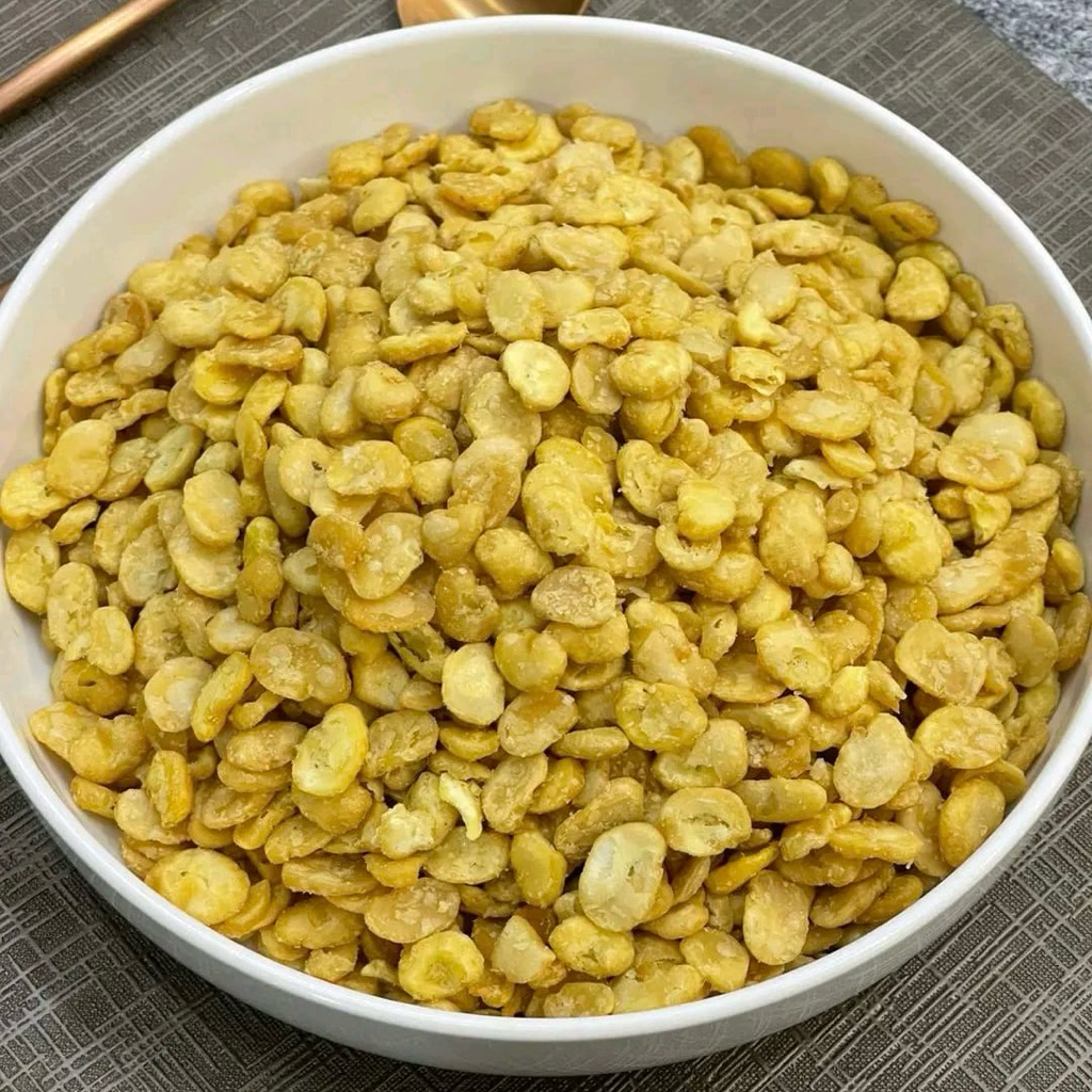 

Kacang koro kupas renyah gurih