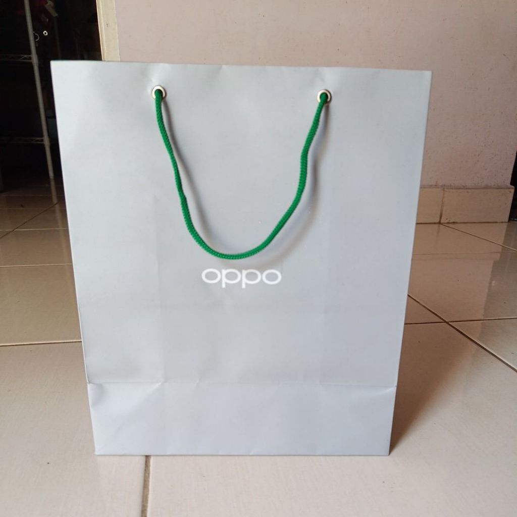 

Paper bag OPpo or1