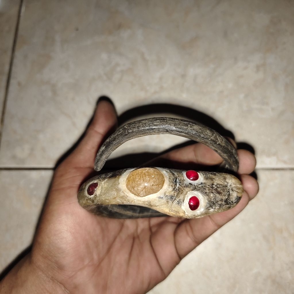 gelang kuno antik unik rhias batu prmata warisan mbah