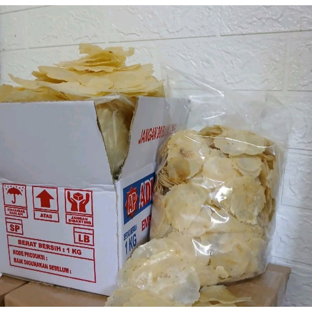 

Emping mlinjo LB lebar 1kg setengah kering