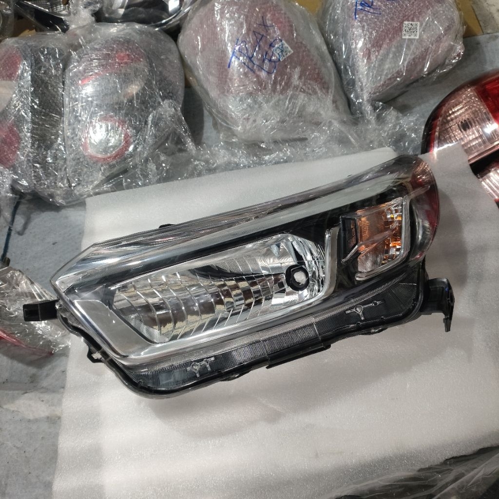 Headlamp Mobil Honda Brio satya 1.2 E CVT 2022 2023 2024 original