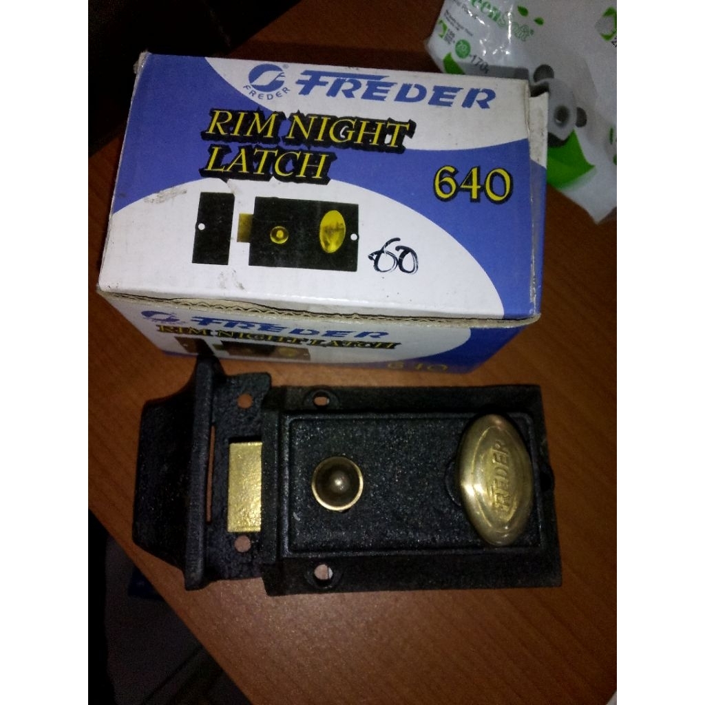 Kunci Pintu Otomatis Freder 640